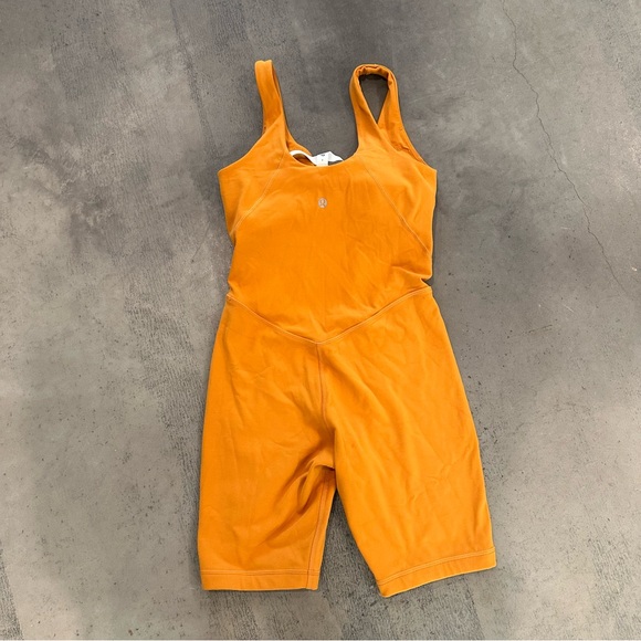 Lululemon jumpsuit NWT - Picture 2 of 3